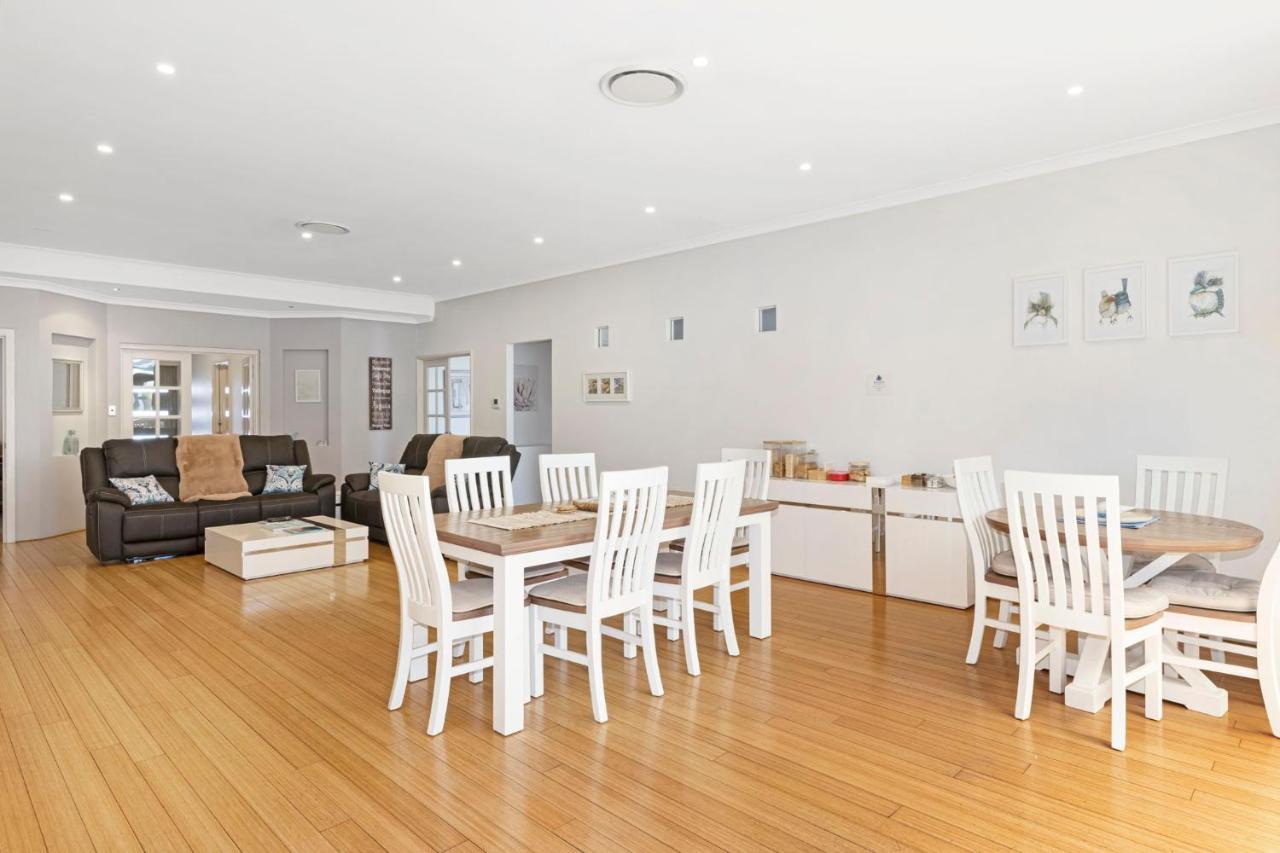 Baudins Of Busselton Bed And Breakfast - Adults Only Экстерьер фото