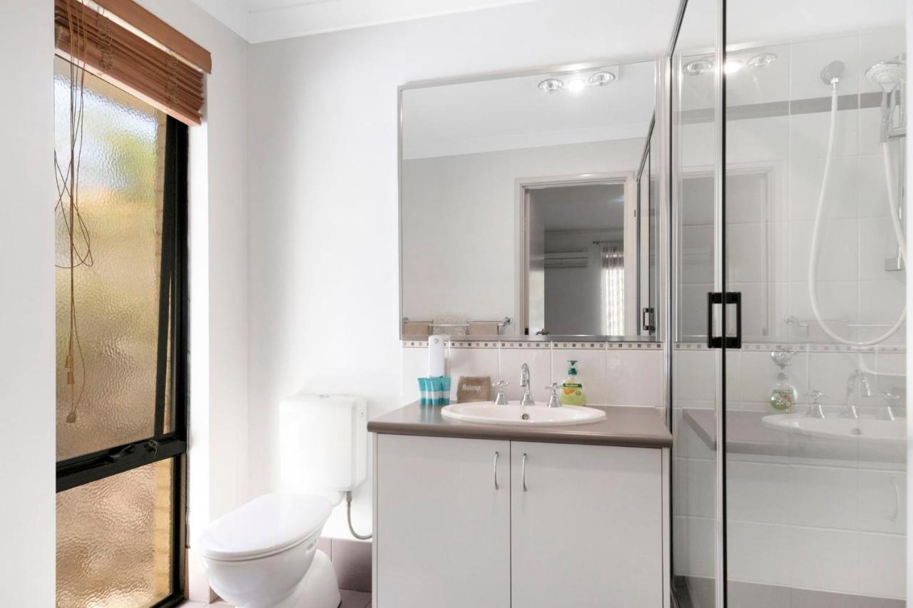 Baudins Of Busselton Bed And Breakfast - Adults Only Экстерьер фото
