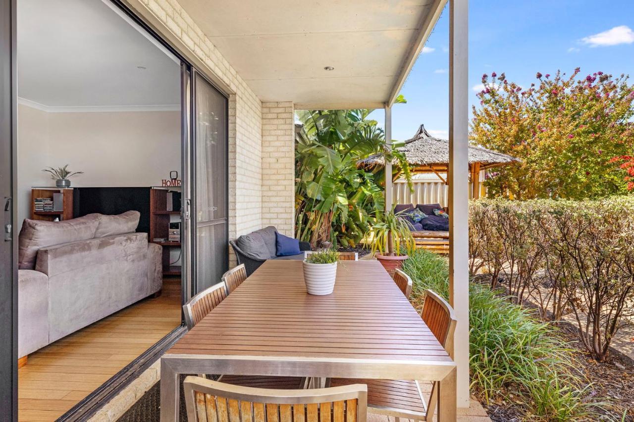 Baudins Of Busselton Bed And Breakfast - Adults Only Экстерьер фото