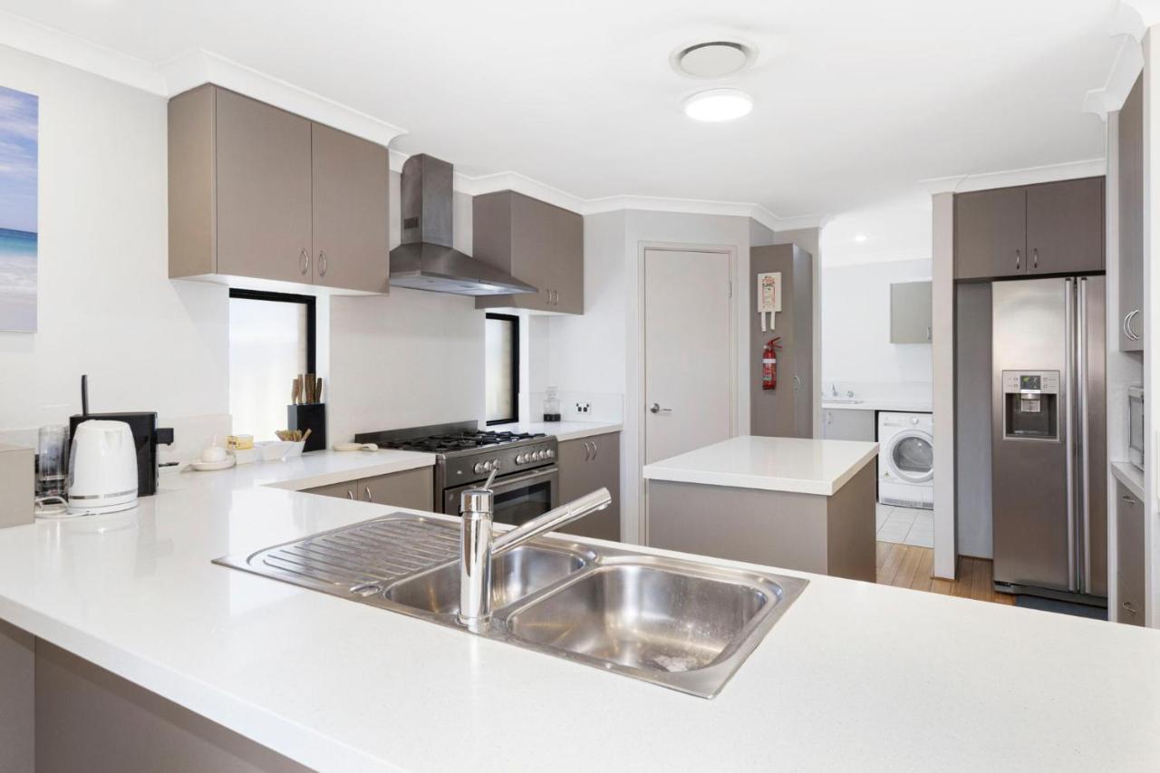 Baudins Of Busselton Bed And Breakfast - Adults Only Экстерьер фото